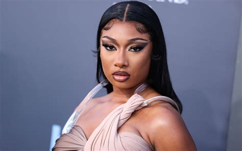 Megan Thee Stallion shares photo completely naked in the bath